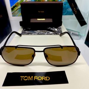 TOM FORD AVIATOR UNISEX SUNGLASSES UGC